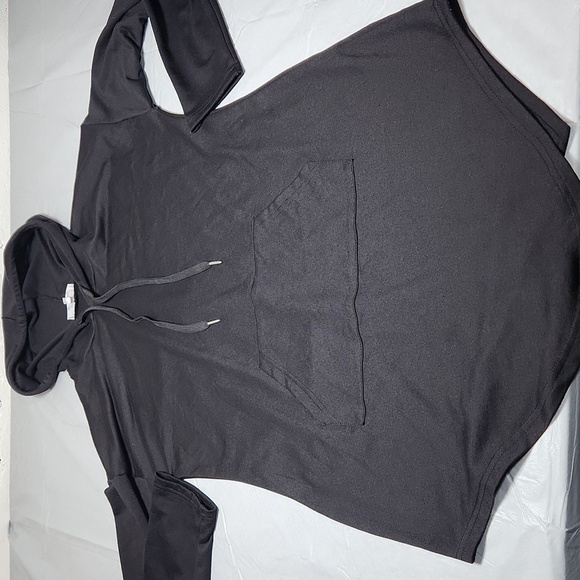 Fashion Sweater - Picture 1 of 9